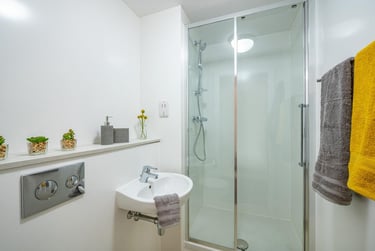 1 bed studio, Cable Street, City Centre, Lancaster, LA11BG - Image 1